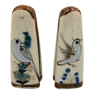 1950s Folk-Art Ken Edwards Palomar Tonala Pottery Hand Painted Salt and Pepper Shakers For Sale
