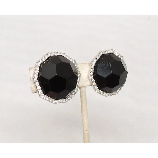 Les Bernard Vintage 1980s Signed Les Bernard Faceted Faux-Onyx & Clear Rhinestone Clip Earrings - 2 Pieces For Sale - Image 4 of 8