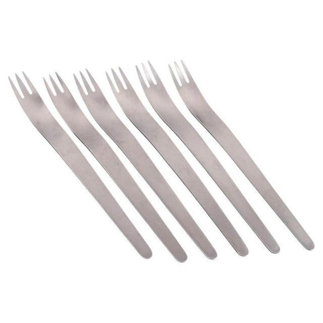 1960s Dinner Forks in Stainless Steel by Arne Jacobsen for Anton Michelsen, 1960s, Set of 6 For Sale - Image 5 of 5
