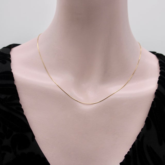 This great versatile 14k gold box chain is as described by its name and consists of square, box-shaped interconnected...