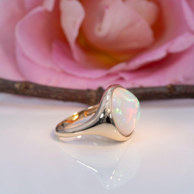 Metal 7.7Ct Ethiopian Opal Cabochon Ring in Solid 14k Gold, Oval 18x13.7mm, Size 6.75 For Sale - Image 7 of 9
