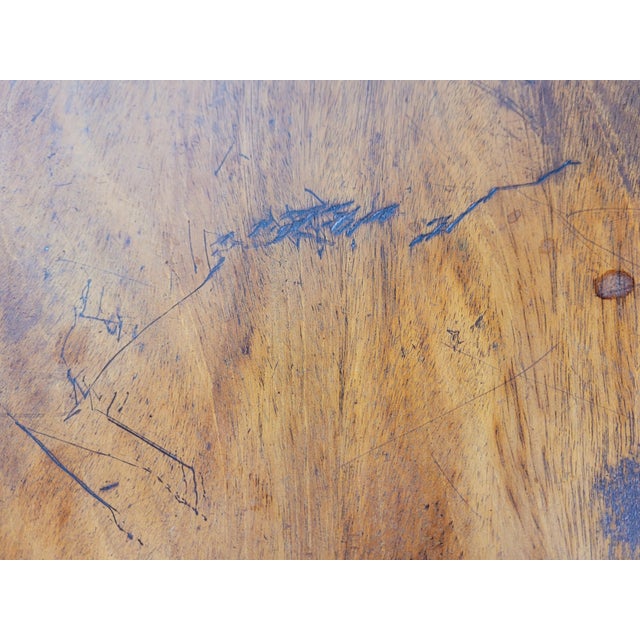 English Georgian Tilt Top Table in Mahogany, 1820 For Sale - Image 13 of 15