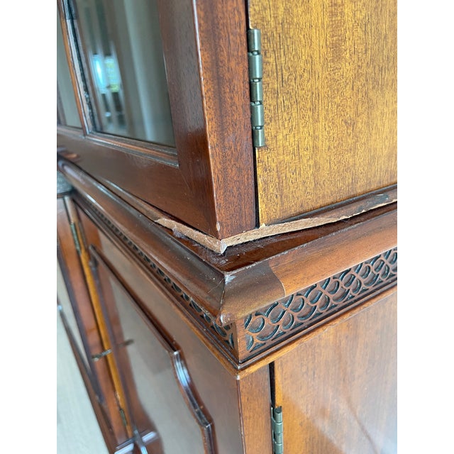 1990s Mario Buatta for John Widdicomb Breakfront/China Cabinet For Sale - Image 9 of 12