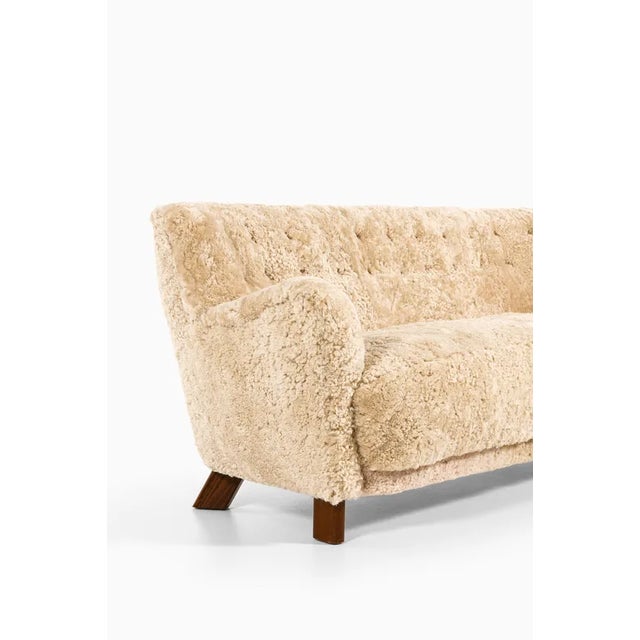 1940s Sofa in Beech with Custom Upholstery by Fritz Hansen, 1941 For Sale - Image 5 of 11
