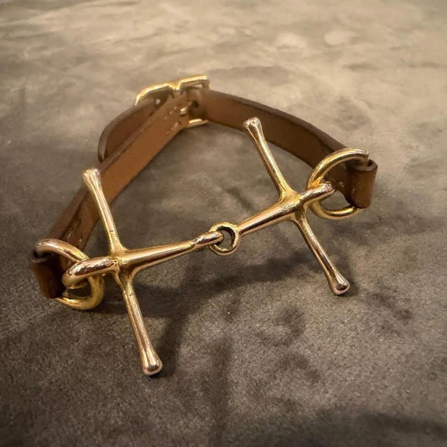 A Vintage Hermes Brown Leather and Gold Plated Equestrian Bracelet For Sale - Image 9 of 12