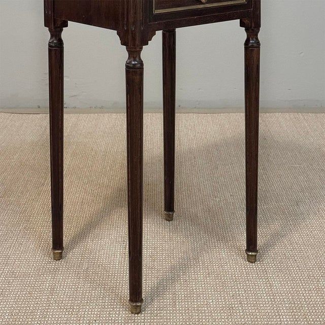 Pair Mid-Century Louis XVI Mahogany End Tables With Carrara Marble For Sale In Dallas - Image 6 of 16