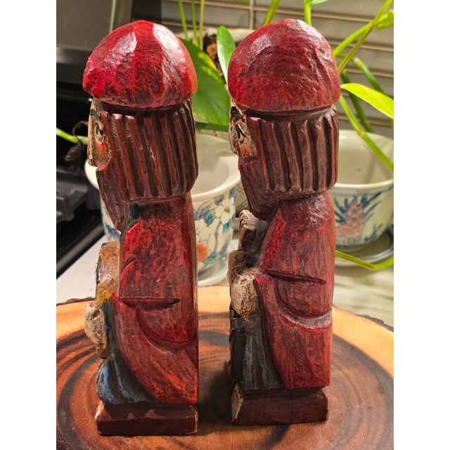 Mid 20th Century Mid 20th Century Pair of Hand Carved Wood Statues Folk Art Spanish Crusaders For Sale - Image 5 of 12