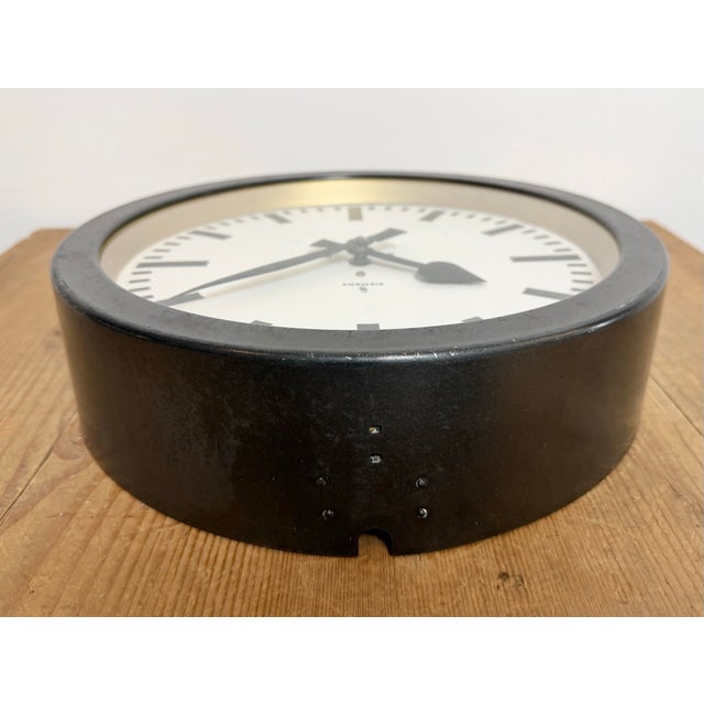 Industrial Factory Black Wall Clock from Siemens, 1950s For Sale - Image 14 of 17