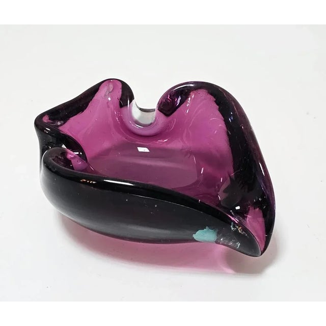 1960s Mid-Century Modern Murano Glass Ashtray in Purple Glass, Italy, 1960s For Sale - Image 5 of 10