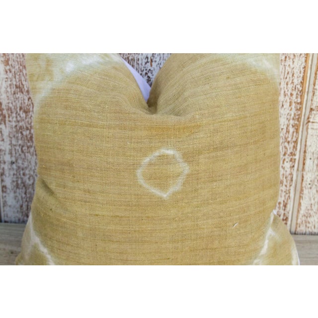 Early 21st Century Vintage Eindra Indian Olive Organic Silk Pillow For Sale - Image 5 of 10