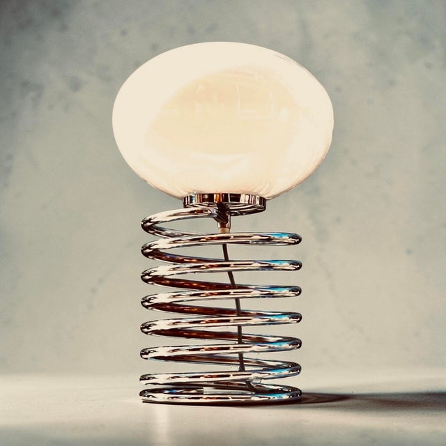 1970s Large Mid-Century Modern Spring M Spiral Lamp in Opal Glass by Ingo Maurer for Honsel, 1969 For Sale - Image 5 of 12