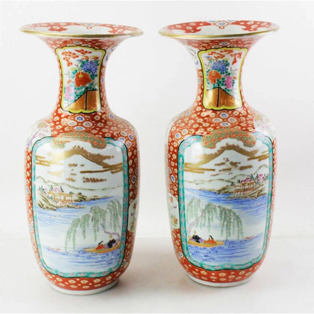 Traditional Pair of Late 19th Century Japanese Porcelain Vases For Sale - Image 3 of 10