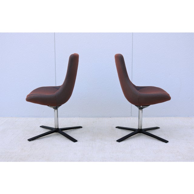Contemporary Modern Orangebox Bloom Swivel and Tilt Guest Side Chairs - a Pair For Sale In New York - Image 6 of 13