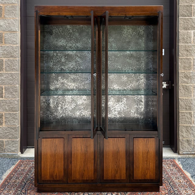 Mid-Century Modern Vintage Henredon Fine Furniture Mid Century Modern Oak 8 Door Lighted Bar Cabinet or China Cabinet For Sale - Image 3 of 18