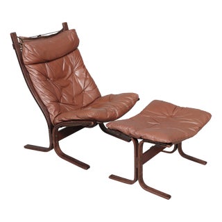 Set of Cognac Leather Highback Siesta Chair and Ottoman by Ingmar Relling for Westnofa, 1970s For Sale