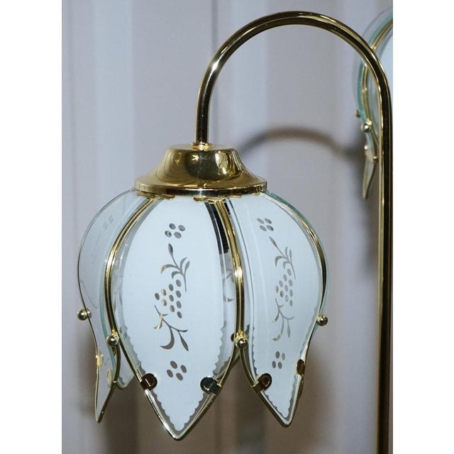 Mid-Century Hollywood Regency Brass and White Glass Tulip Floor Lamp For Sale - Image 5 of 11