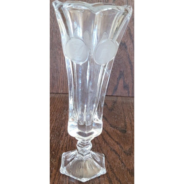 Mid-Century Modern Fostoria Coin Clear Glass 3‑Piece Set – 8" Vase & Candleholders Mid‑Century 50s For Sale - Image 3 of 9