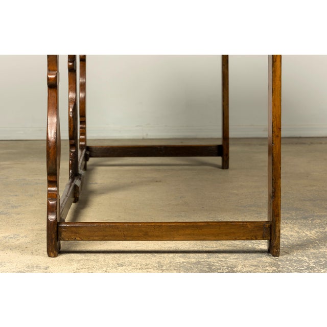 Late 18th Century English Pine Dresser Base or Server With Three Drawers For Sale - Image 16 of 18