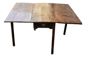 Early 19th Century English Oak Drop-Leaf Gateleg Table With Drawer