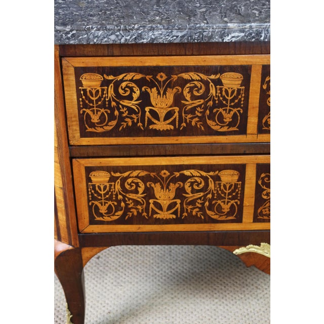 18th Century Chest of Drawers For Sale - Image 9 of 15
