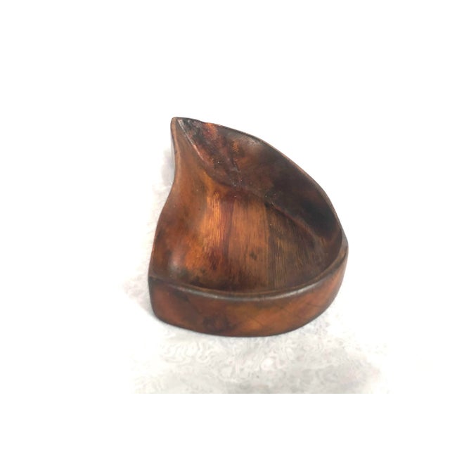 1950s Organic Modern Hand Carved Wooden Bowl For Sale In New York - Image 6 of 11