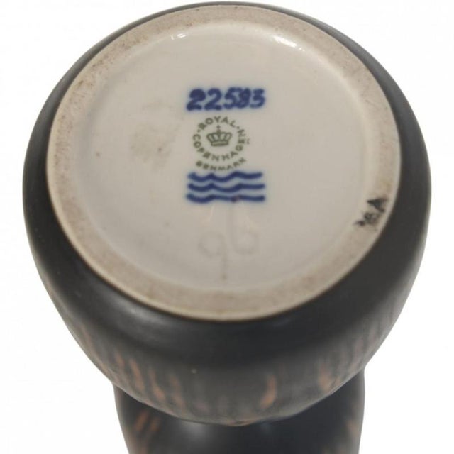 Vase by Gerd Bøgelund for Royal Copenhagen For Sale - Image 3 of 4