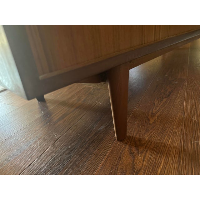 Cinnamon 1960s Ib Kofod‑Larsen for Povl Dinesen PD‑Series Teak 8‑Drawer Dresser — Scarce Danish Cabinetmaker Edition For Sale - Image 8 of 12