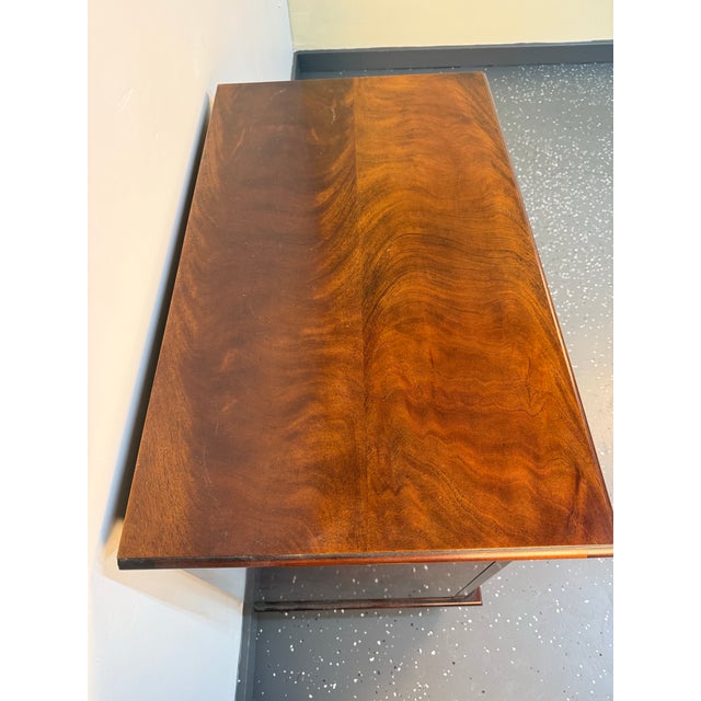 Beautiful and meticulously cared for crotch mahogany bachelors chest from the Henredon Nachez Collection. It features...