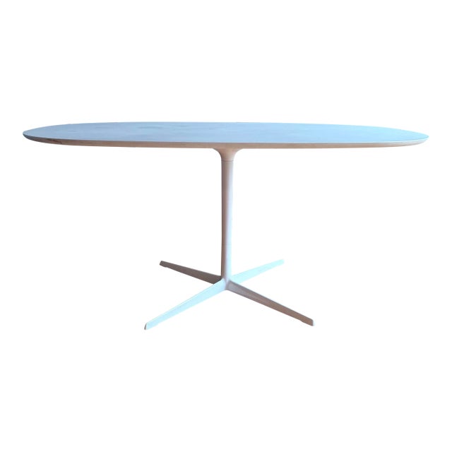 Oval White Mid Century Design Table For Sale