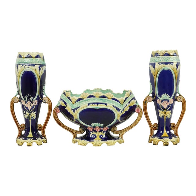 Art Nouveau Majolica Barbotine Vases and Planters, 1890s, Set of 3 For Sale - Image 9 of 18