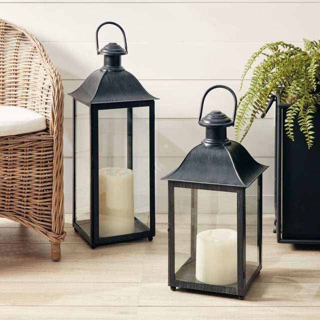 Coach House Outdoor Lantern 23" For Sale In Chicago - Image 6 of 6