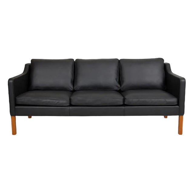 Model 2323 3-Seater Sofa in Black Bison Leather by Børge Mogensen for Fredericia For Sale
