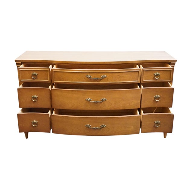 Late 20th Century Bassett Furniture Centura Collection Solid Cherry Traditional Neoclassical 58" Triple Dresser 9-4132 For Sale - Image 5 of 13