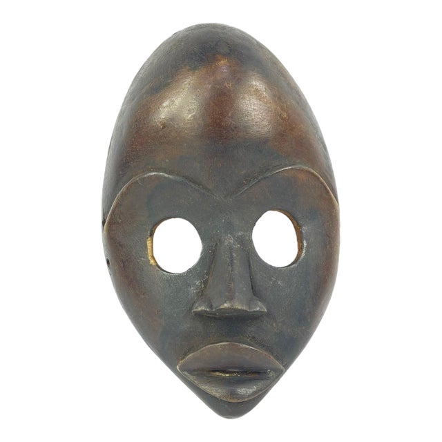 Early 20th Century Dan House Mask For Sale