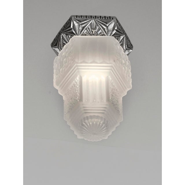 Metal Pair of Francis Hubens & Muller Freres French Art Deco Flush Mounts - 1930s Frosted Glass & Nickel For Sale - Image 7 of 12