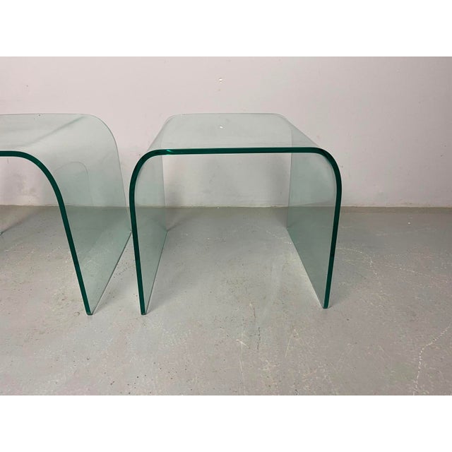 Waterfall Side Tables in Bent Glass by Angelo Cortesi for Fiam Italia, Italy, 1980s, Set of 2 For Sale - Image 6 of 16