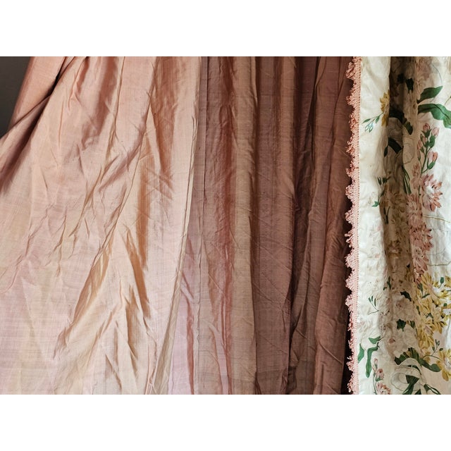 Art Deco French Chintz Bed Crown Canopy with Silk Lining and Original Passementerie, 1920s For Sale - Image 13 of 17