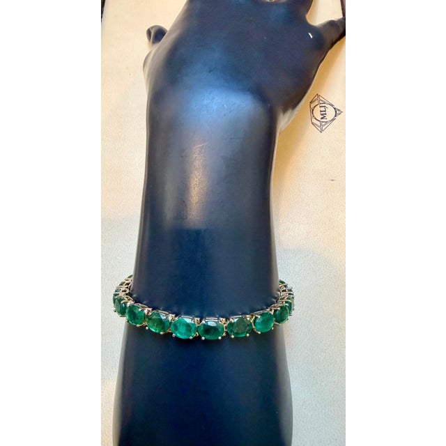 25 Carat Natural Emerald Cocktail Tennis Bracelet 14 Karat White Gold 7" For Sale - Image 17 of 18