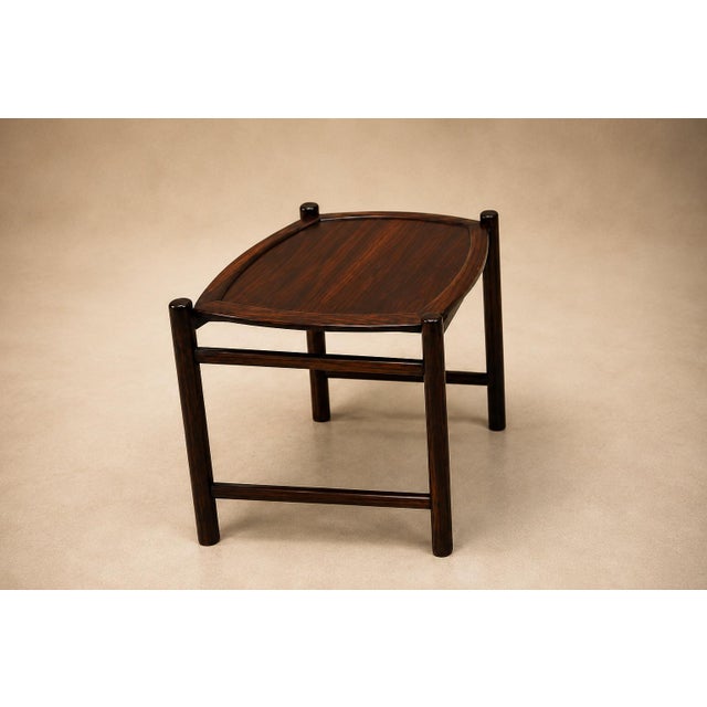 Mid-Century Modern Brazilian Modern Nesting Tray Tables in Rosewood by Jorge Jabour, 1960s For Sale - Image 3 of 14