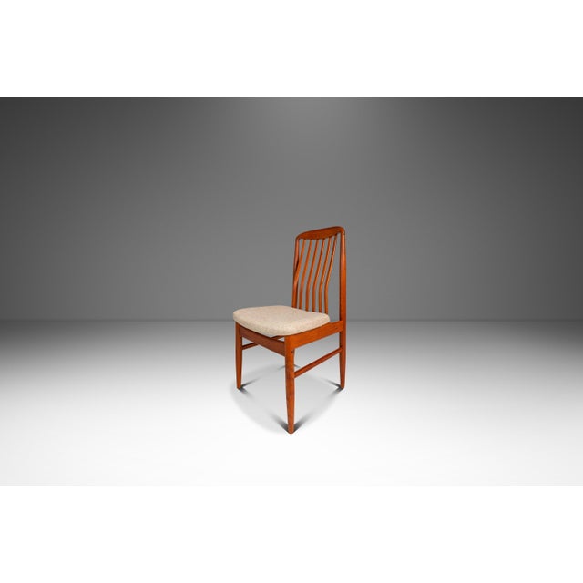 Set of Six (6) Danish Modern Sculptural Dining Chairs in Teak & New Fabric Attributed to Benny Linden for Benny Linden Designs, Thailand, C. 1970s For Sale - Image 4 of 18