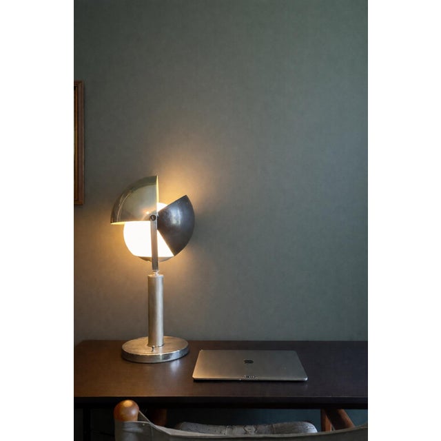 Mid 20th Century Space Age–Inspired Sculptural Table Lamp For Sale - Image 11 of 11