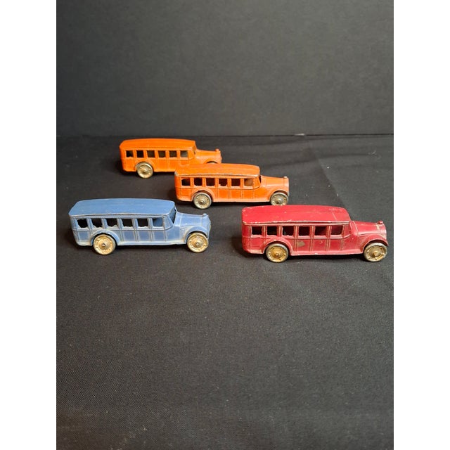 Orange Vintage Pre-War Tootsietoy No. 4651 Fageol Safety Coach Bus Group (4) - Orange Blue Red 1927-1933 For Sale - Image 8 of 14