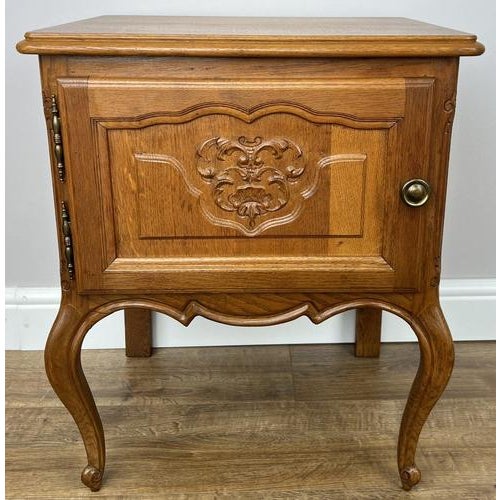 Vintage French Bedside Tables in Oak, Set of 2 For Sale - Image 4 of 14