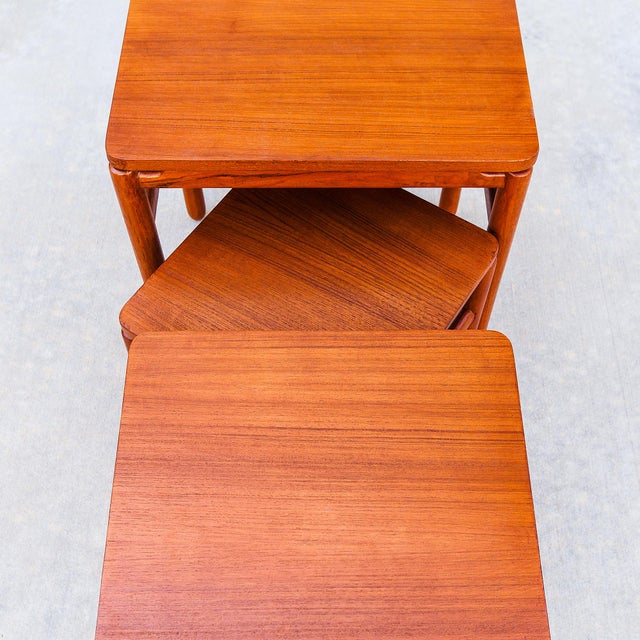 Restored 1960s Danish Mid Century Modern Teak Floating Top Nesting Tables For Sale In Los Angeles - Image 6 of 10