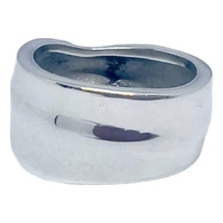 1990s Tiffany & Co Leaf Ring Size 4 Sterling Silver 5 Grams Estate For Sale