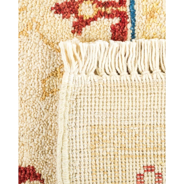 1990s Vintage Traditional Hand Knotted Wool Area Rug, Ivory - 6'1" X 9'3" For Sale - Image 5 of 9