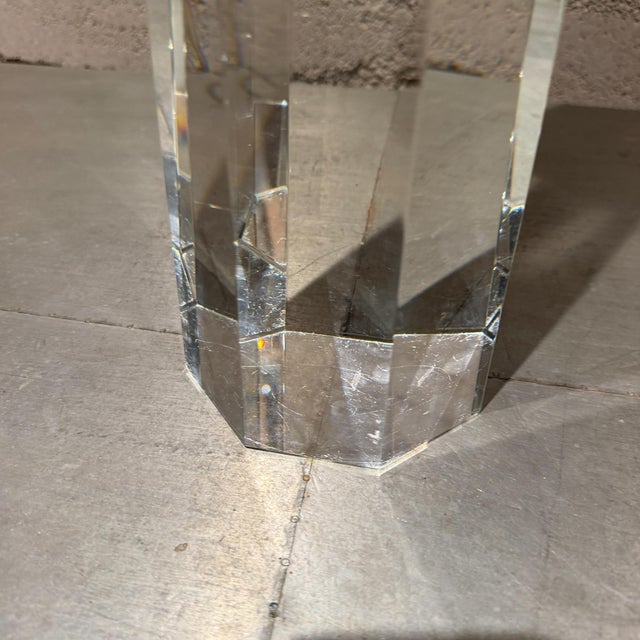 1980s Clear Crystal Obelisk Table Lamp Modern Contemporary For Sale - Image 5 of 7