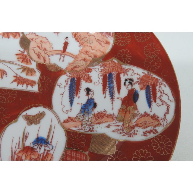 Mid 20th Century Hand Painted Porcelain Plates Set of 3 Made in Japan Geisha Floral Motif 4945b For Sale - Image 5 of 11