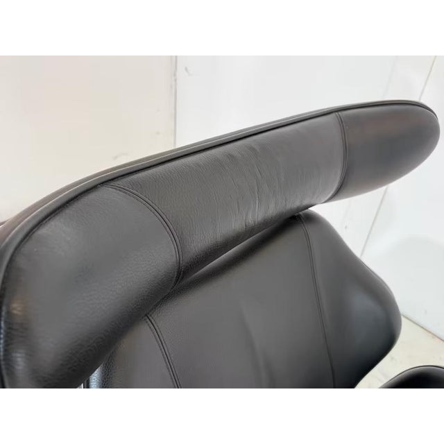 Set of Leather Tok Armchair & Ottoman by Toshiyuki Kita for Stokke For Sale - Image 14 of 17