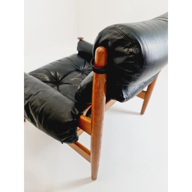 Wood Mid-Century Lounge Chairs in Leather and Oak by Eric Merthen for Ire Möbler, Sweden, 1960s, Set of 2 For Sale - Image 7 of 11